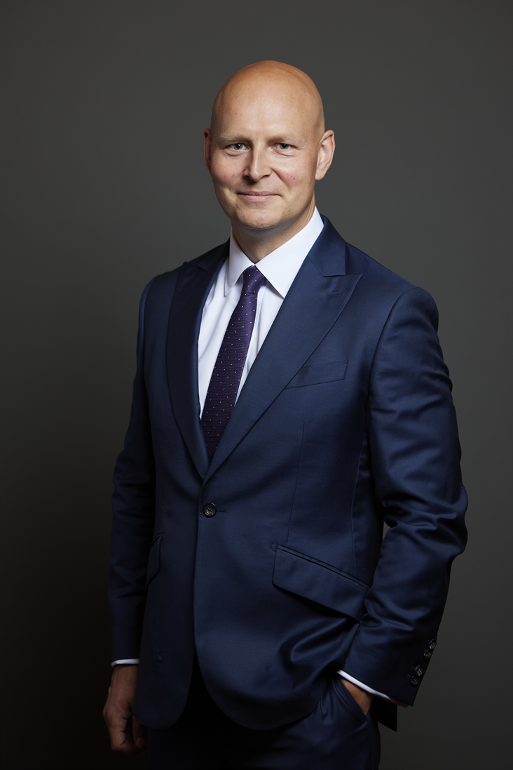 Full sized portrait of Max Wilkinson