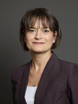 3:4 portrait of Johanna Baxter