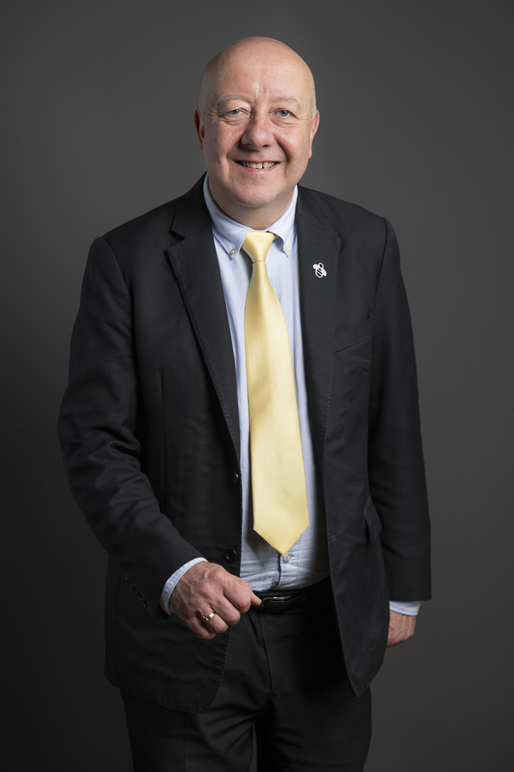 Full sized portrait of Steve Darling
