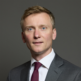 1:1 portrait of Torsten Bell