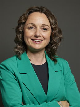 3:4 portrait of Llinos Medi
