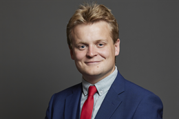 3:2 portrait of Euan Stainbank