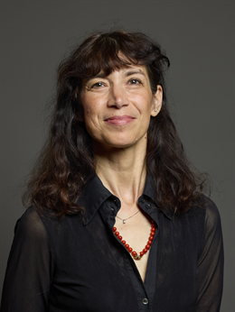 3:4 portrait of Manuela Perteghella