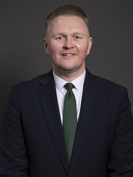 3:4 portrait of Michael Payne