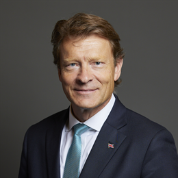 1:1 portrait of Richard Tice