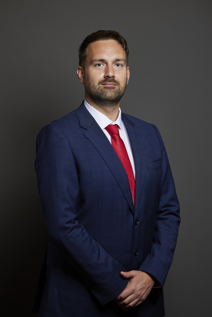 Full sized portrait of Dan Aldridge