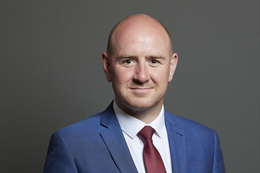 3:2 portrait of Frank McNally