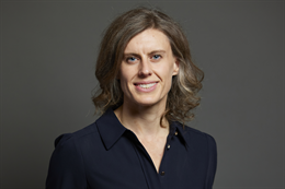 3:2 portrait of Jessica Toale