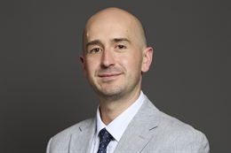 3:2 portrait of Ben Goldsborough