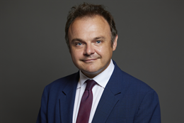 3:2 portrait of Tristan Osborne