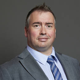 1:1 portrait of Steve Witherden