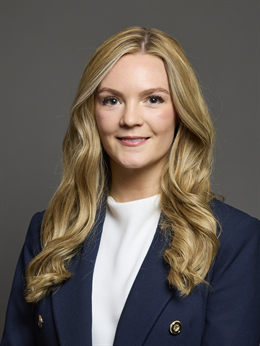 3:4 portrait of Kate Dearden