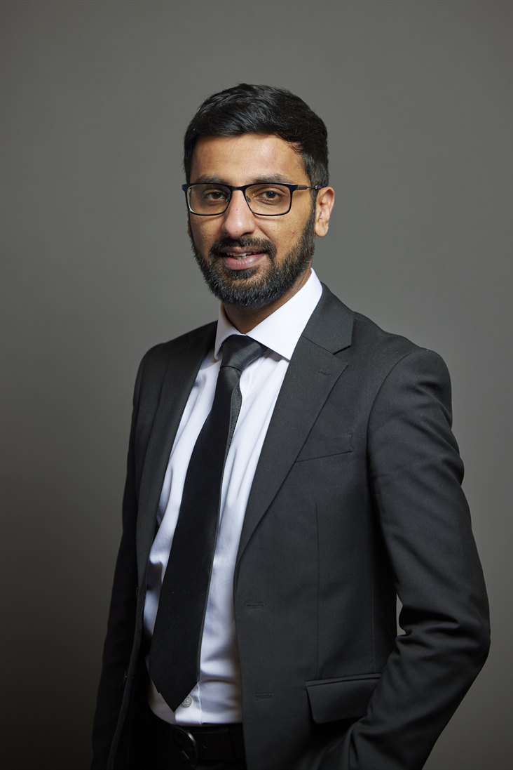 Full sized portrait of Mr Adnan Hussain