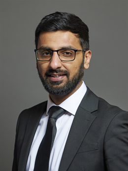 3:4 portrait of Mr Adnan Hussain