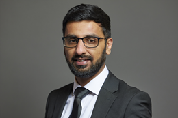 3:2 portrait of Mr Adnan Hussain