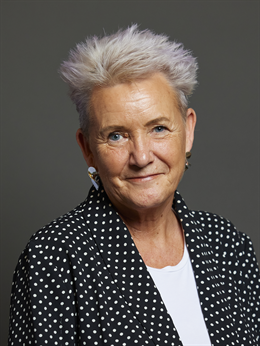 3:4 portrait of Lorraine Beavers