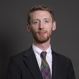 1:1 portrait of Chris Murray