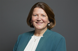3:2 portrait of Dr Ellie Chowns