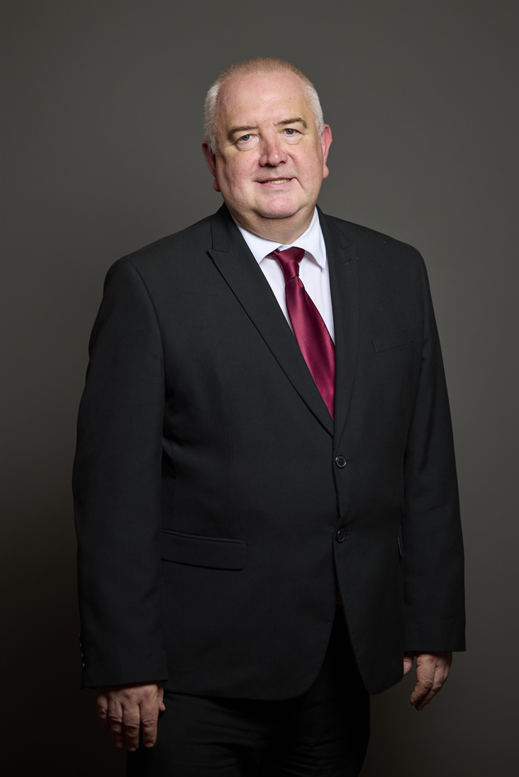 Full sized portrait of Martin Rhodes