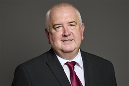 3:2 portrait of Martin Rhodes