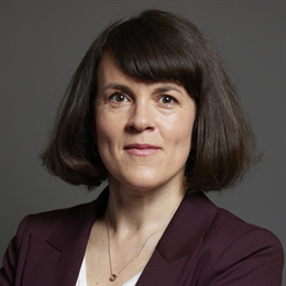 1:1 portrait of Rachel Blake
