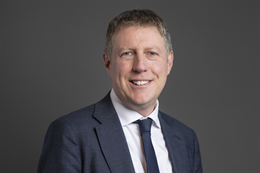 3:2 portrait of James MacCleary