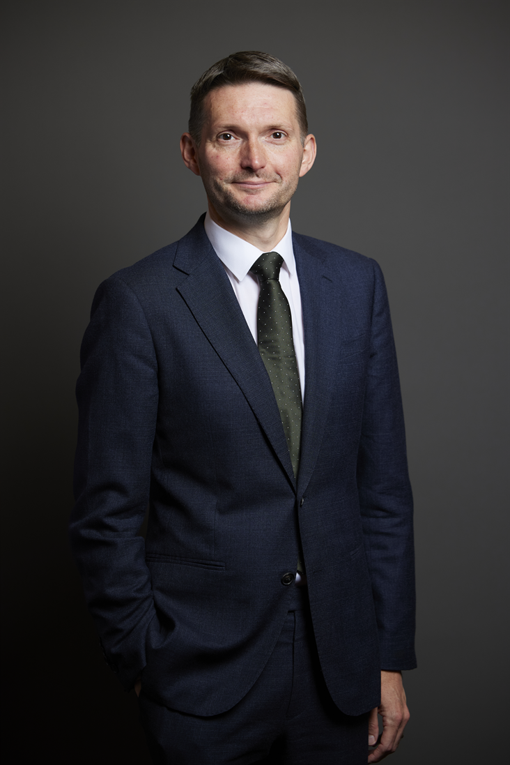 Full sized portrait of Chris Ward