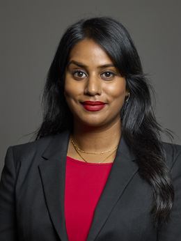 3:4 portrait of Uma Kumaran