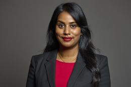 3:2 portrait of Uma Kumaran