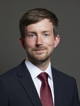 3:4 portrait of Dan Tomlinson