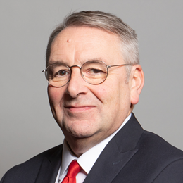 1:1 portrait of Sir Alan Campbell