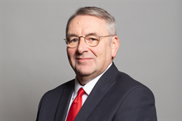 3:2 portrait of Sir Alan Campbell