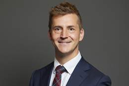 3:2 portrait of Josh Fenton-Glynn