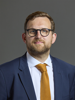3:4 portrait of Freddie van Mierlo