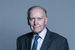 3:2 portrait of Lord Jones