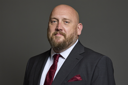 3:2 portrait of Kevin McKenna