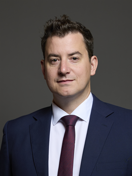 3:4 portrait of Mike Reader