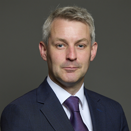 1:1 portrait of Mr Will Forster