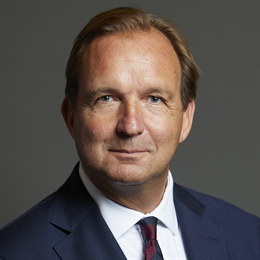 1:1 portrait of Lincoln Jopp
