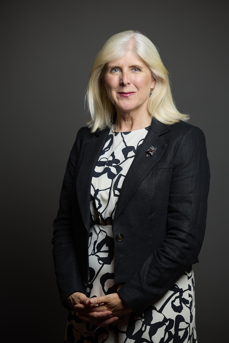 Full sized portrait of Dr Allison Gardner