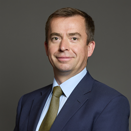 1:1 portrait of Calum Miller