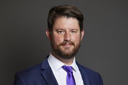 3:2 portrait of David Taylor