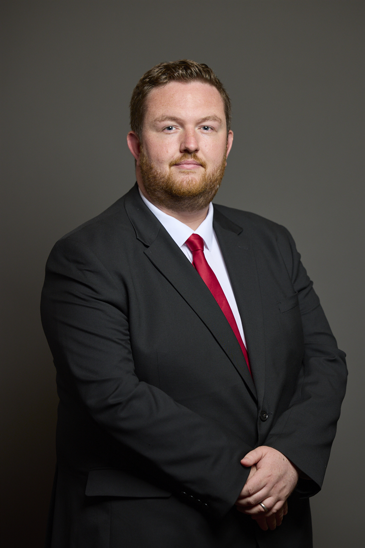 Full sized portrait of Alex McIntyre