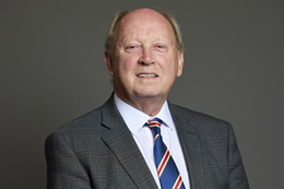 3:2 portrait of Jim Allister