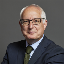 1:1 portrait of Neil Duncan-Jordan