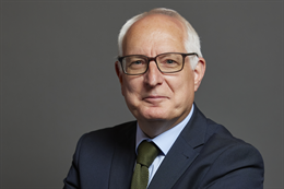 3:2 portrait of Neil Duncan-Jordan