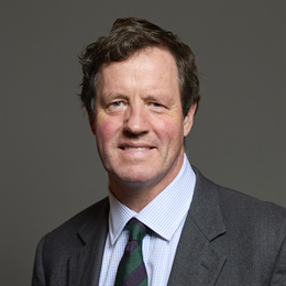 1:1 portrait of Mr Angus MacDonald