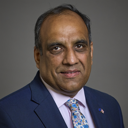 1:1 portrait of Lord Mohammed of Tinsley