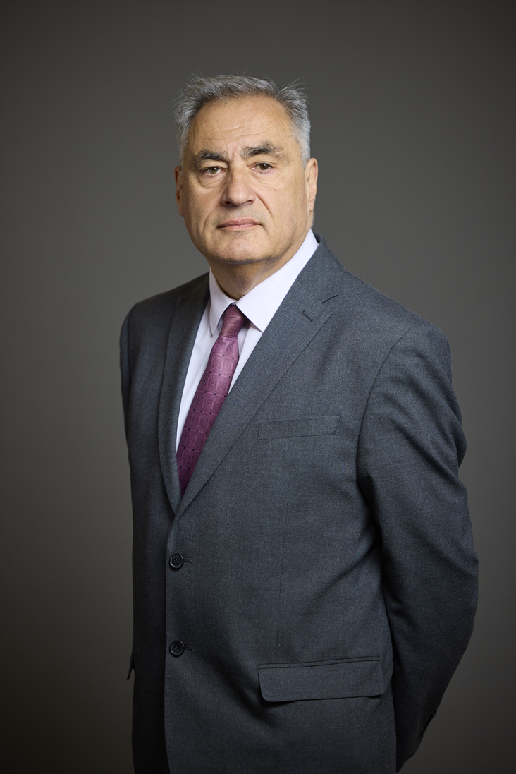 Full sized portrait of Lord Duvall