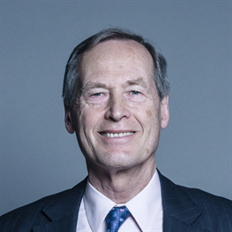1:1 portrait of Lord Howarth of Newport